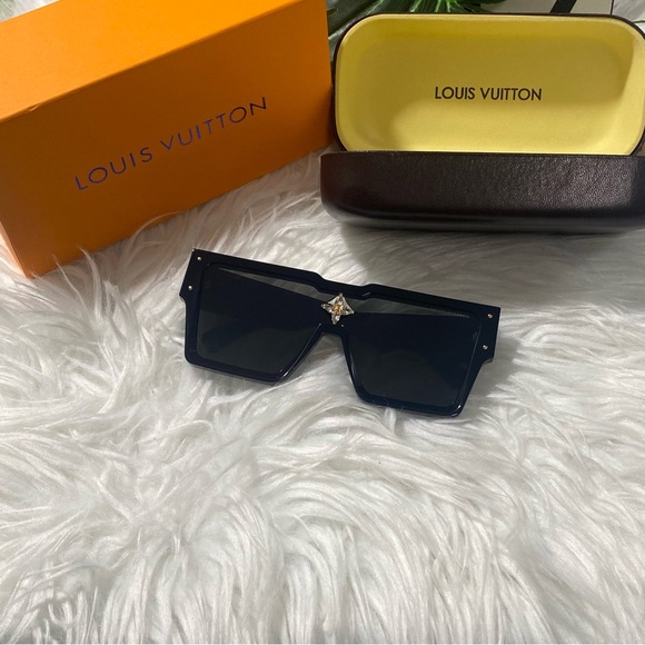 Louis Vuitton Black Sunglasses - Picture 1 of 7